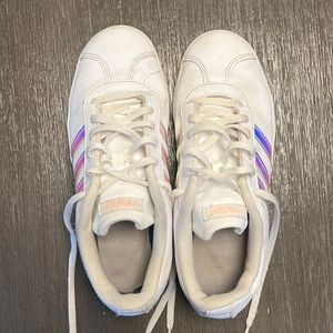 Women’s Adidas Sneakers size 5